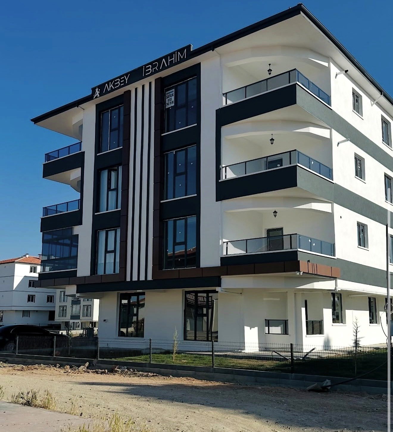 AKBEY İbrahim imzalı tamamlanmış konut projesi